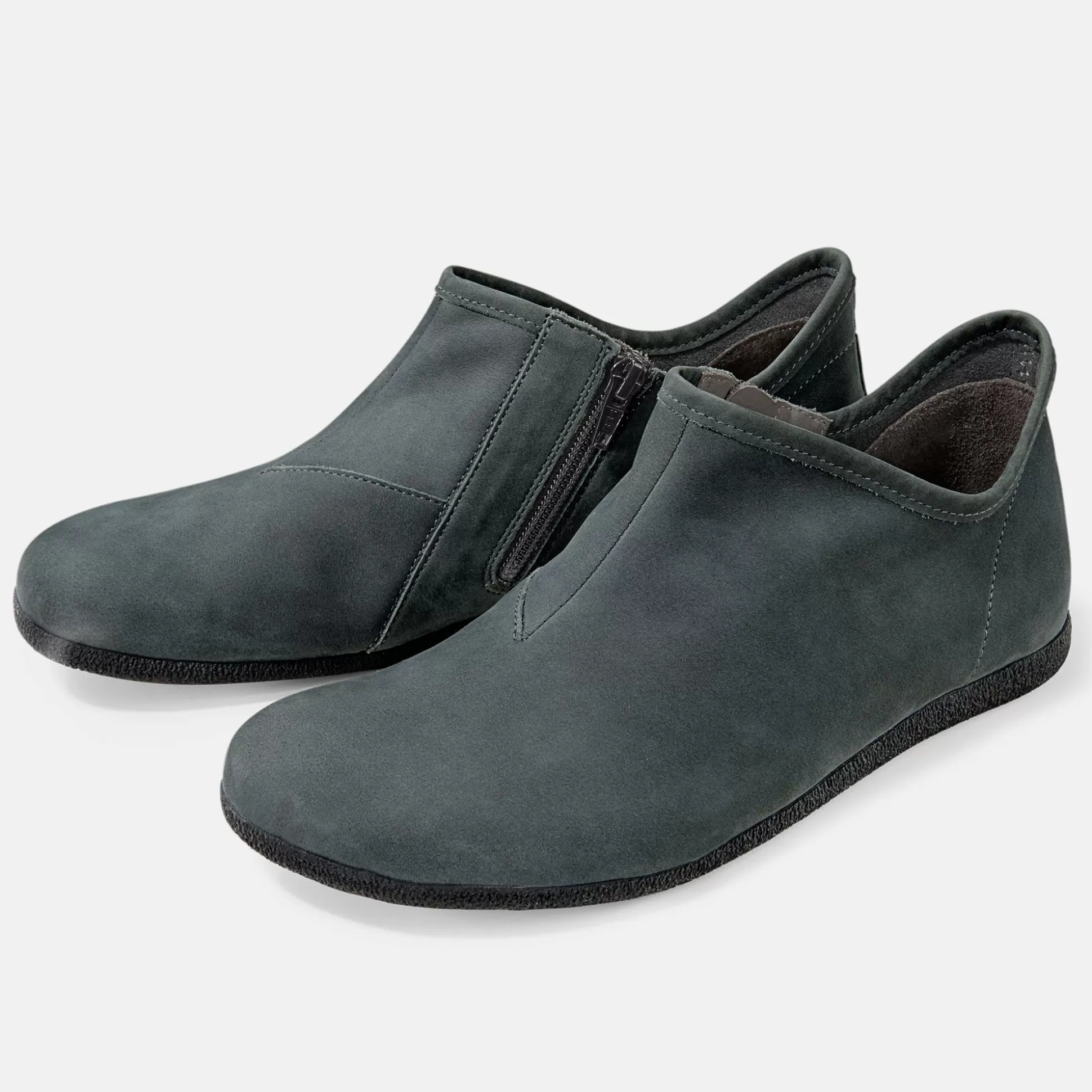 Cheap Lotus Women Slip-Ons